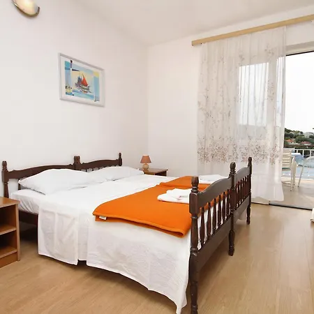 Apartment Molunat 3544f Gruda