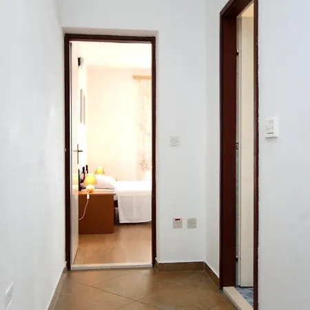 Molunat 3544f Apartment Gruda