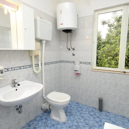 Apartment Molunat 3544f